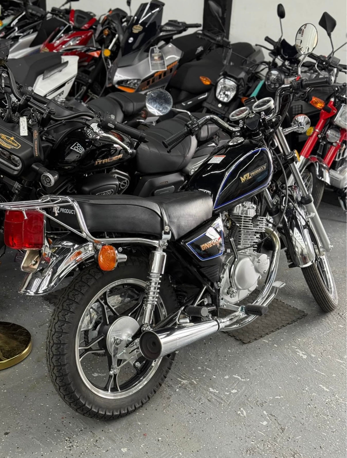 SUZUKI GN 200CC