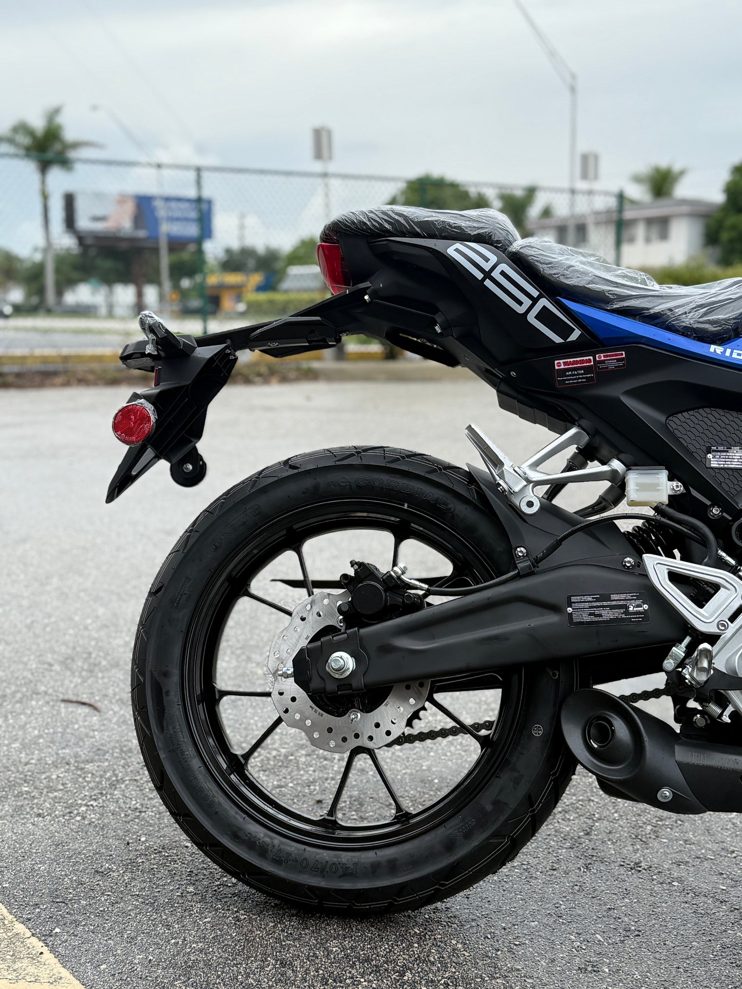 VITACHI XMT 250CC