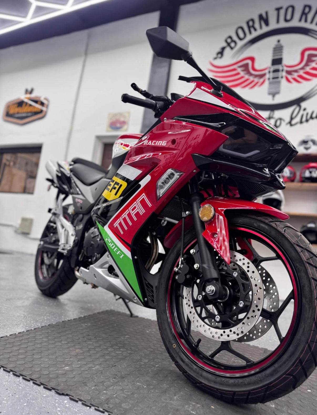 VITACHI TITAN 250CC